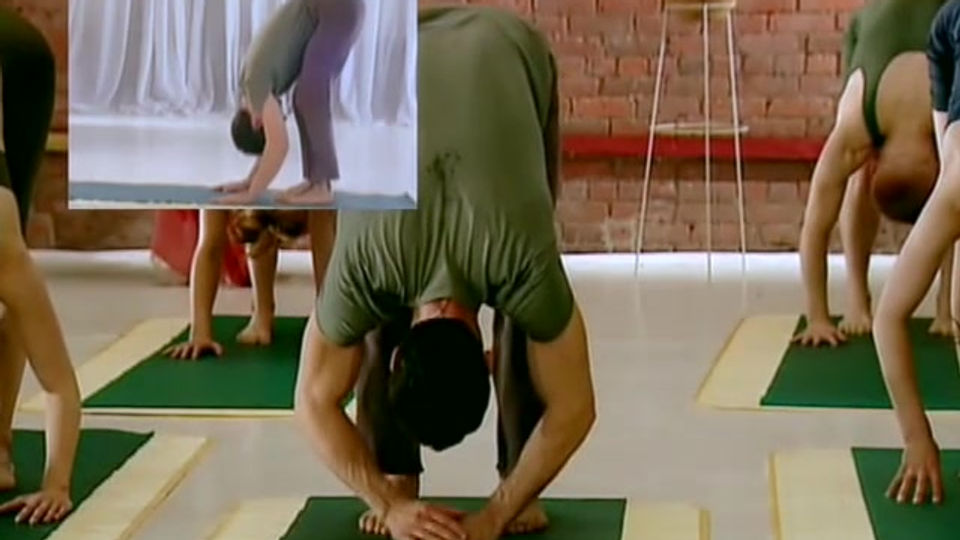 Yogilates Intermediate Workout